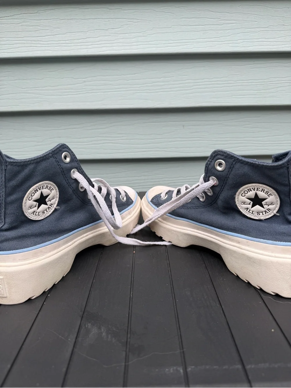 Converse Chuck Taylor All Star Lugged Lift Platform Easy-On Floral Embroidery 3
